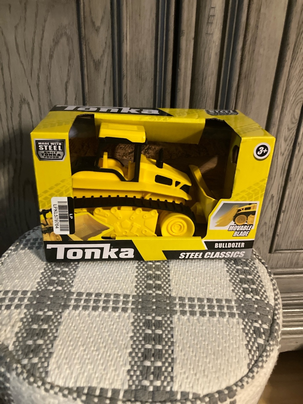 Tonka Yellow Steel Classics Bulldozer with Movable Blade